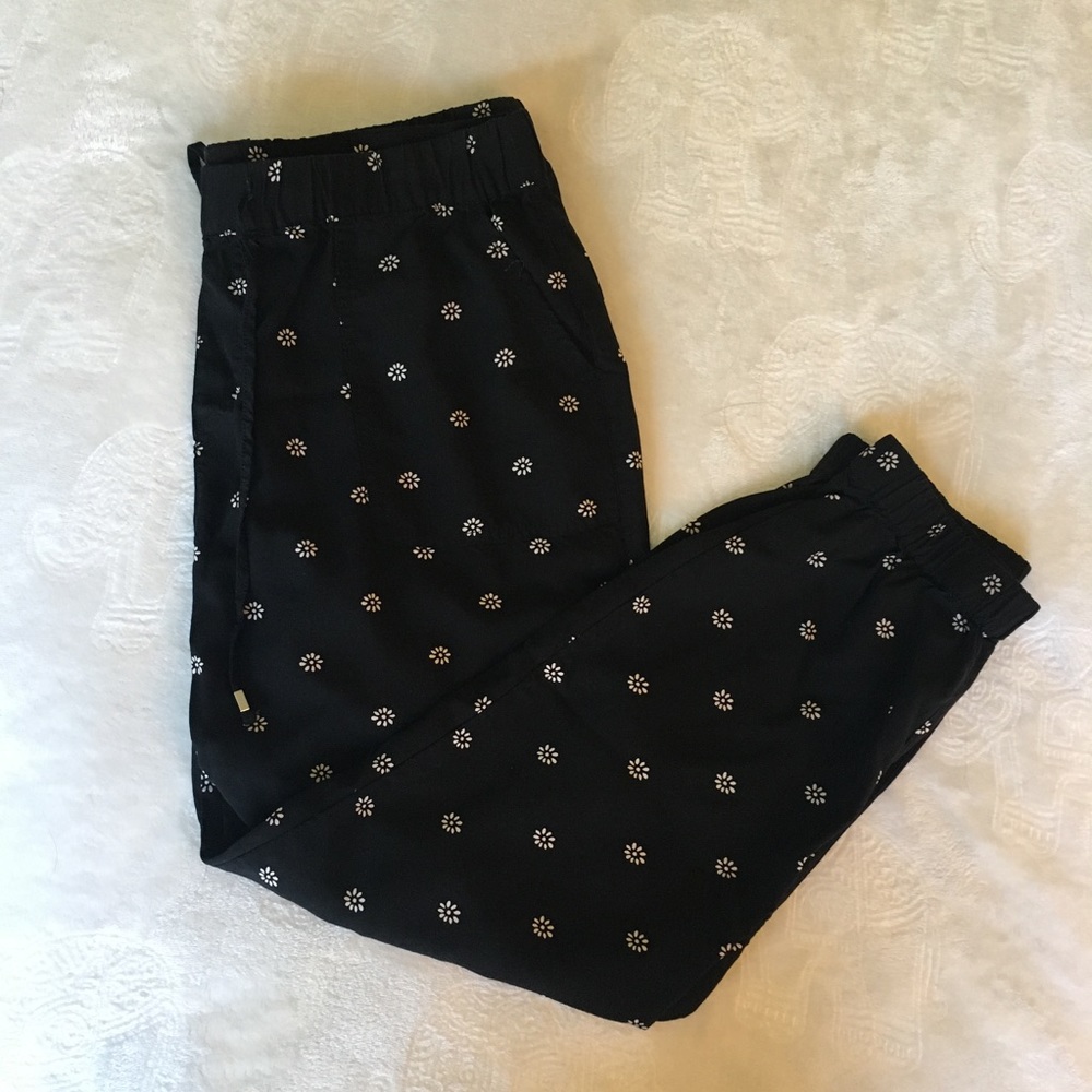 Cropped floral drawstring pants - great condition!